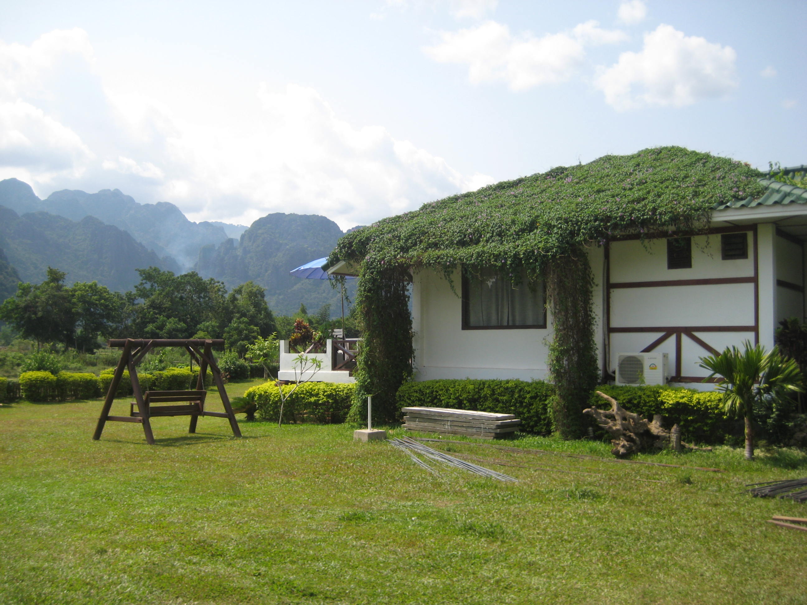 Thavansouk River front Bungalow