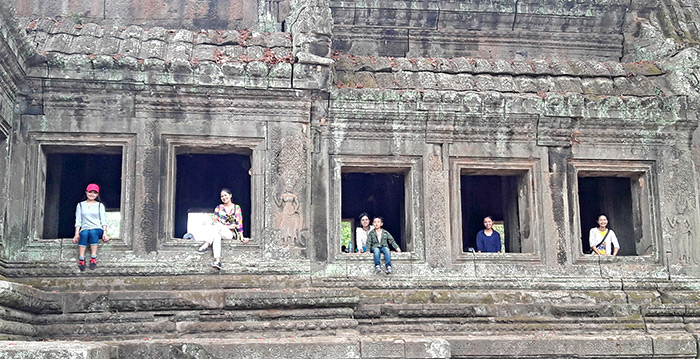 009-Temple-group-photo